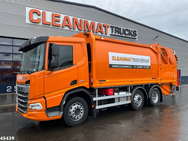 DAF  FAG XD 300 Geesink 20m³ (1)