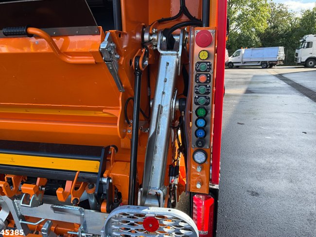 DAF  FAG XD 300 Geesink 20m³ (10)