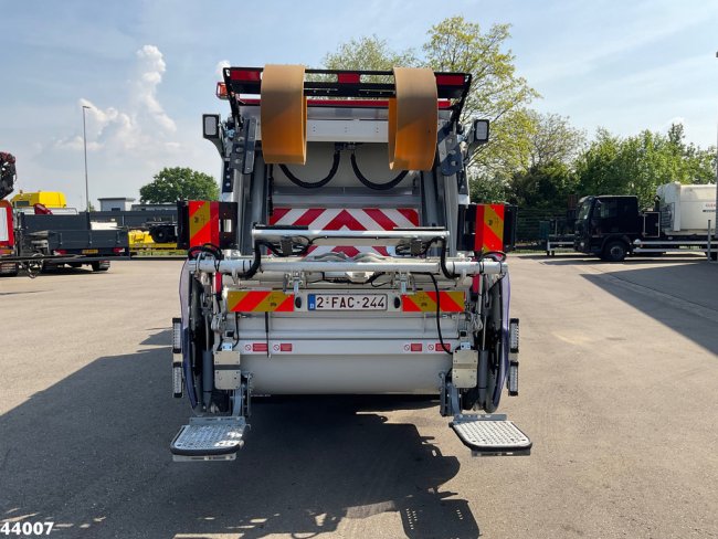 FUSO  Canter Terberg RosRoca 7m³ (4)