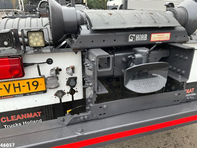 Scania  P 360 8x2 Hiab 21 Tonmeter laadkraan (7)