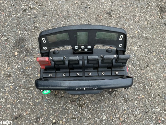 Scania  P 360 8x2 Hiab 21 Tonmeter laadkraan (11)