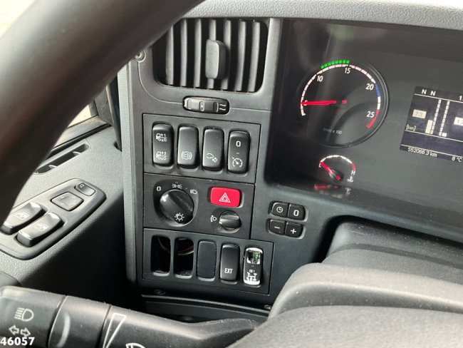 Scania  P 360 8x2 Hiab 21 Tonmeter laadkraan (16)