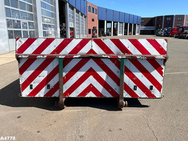 Container 7m³   (5)