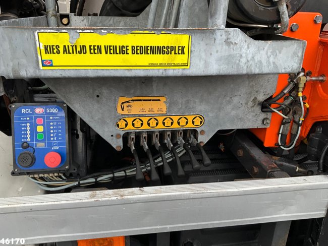 Volvo  FH 420 8x4 HMF 22 Tonmeter laadkraan (13)