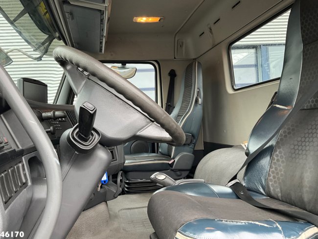 Volvo  FH 420 8x4 HMF 22 Tonmeter laadkraan (21)