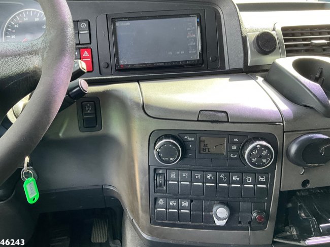 MAN  TGS 35.360 8x2 Palfinger 100 Tonmeter laadkraan + Fly-Jib (19)