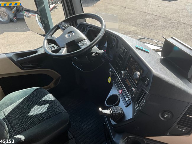 Mercedes-Benz  Arocs 3253 8x4 Hiab 105 Tonmeter laadkraan (18)