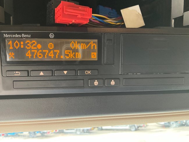 Mercedes-Benz  Arocs 3253 8x4 Hiab 105 Tonmeter laadkraan (27)