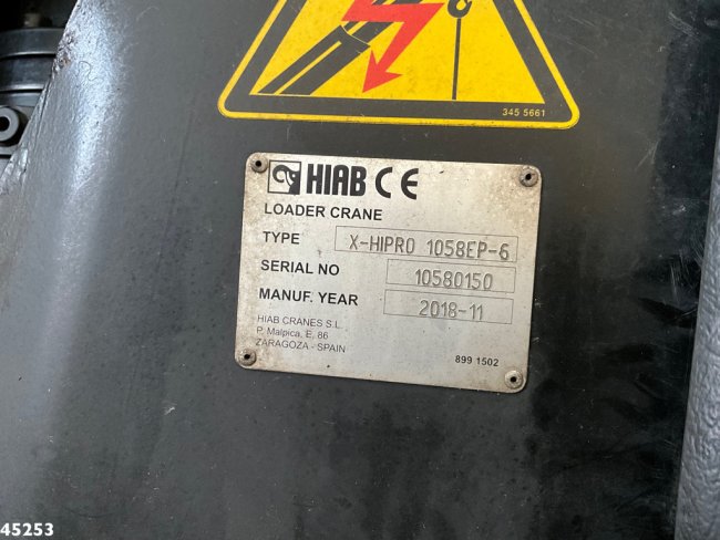 Mercedes-Benz  Arocs 3253 8x4 Hiab 105 Tonmeter laadkraan (28)