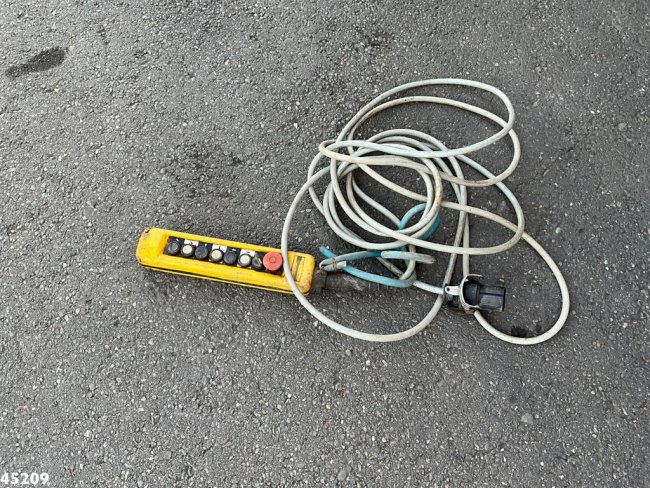 Mercedes-Benz  Actros 3336 6x4 RSP Saugbagger 7m³ (9)