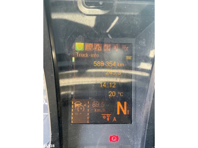 Mercedes-Benz  Antos 2542 6x2 Euro 6 Hyva 18 portaalarmsysteem (16)