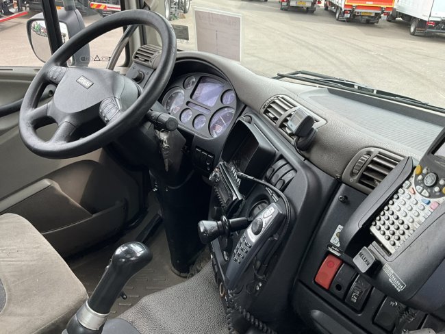 Ginaf  X 3232 S Euro 5 Manual Hiab 28 Tonmeter laadkraan (15)