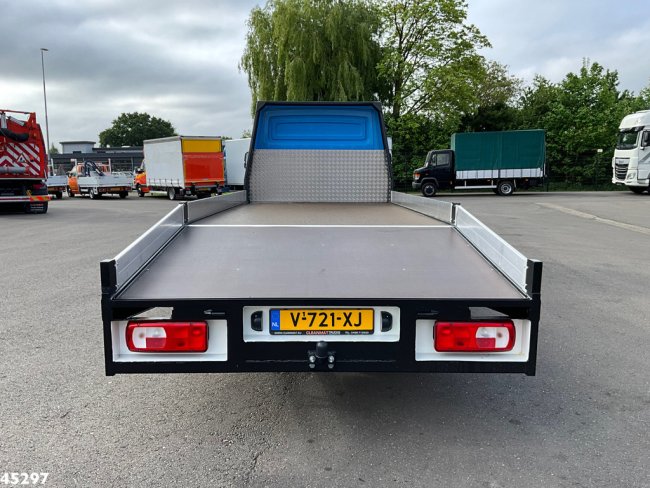 Volkswagen Crafter 35 2.0 TDI met Nieuwe Oprijcarrosserie (5)