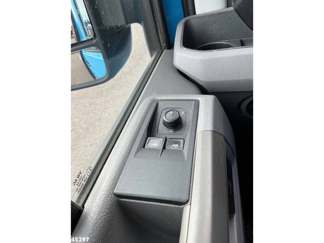 Volkswagen Crafter 35 2.0 TDI met Nieuwe Oprijcarrosserie (11)