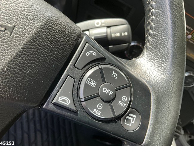 Mercedes-Benz  Arocs 3253 8x4 Hiab 105 Tonmeter laadkraan (22)