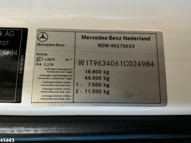 Mercedes-Benz  Actros 1842 Mega GigaSpace MirrorCam (17)