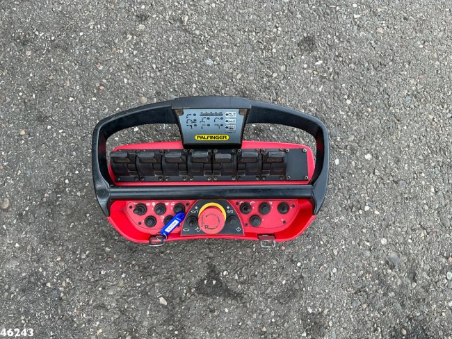 MAN  TGS 35.360 8x2 Palfinger 100 Tonmeter laadkraan + Fly-Jib (11)