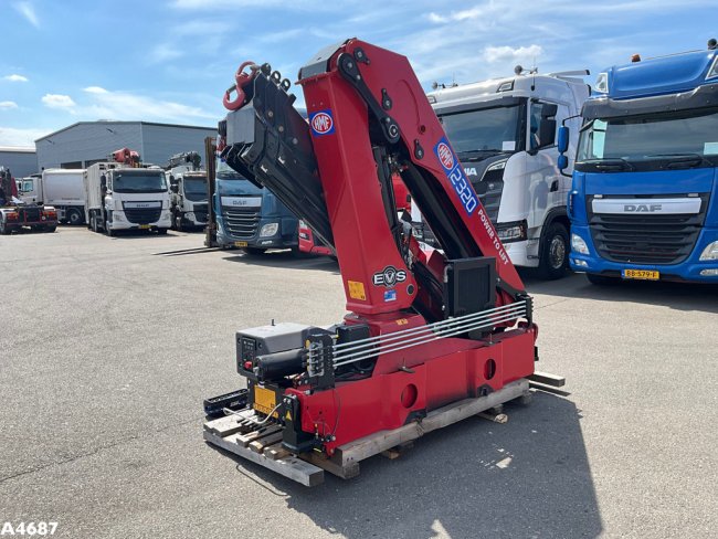 HMF  23 Tonmeter laadkraan New and Unused! (3)