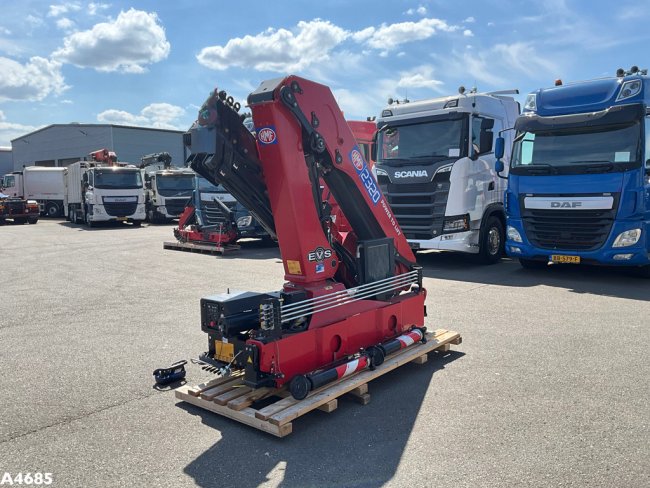 HMF  23 Tonmeter laadkraan NEW & UNUSED! (2)