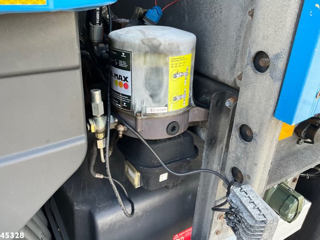 Scania  P 410 8x2 Euro 6 Retarder Autotransporter met hydraulische oprijrampen (13)