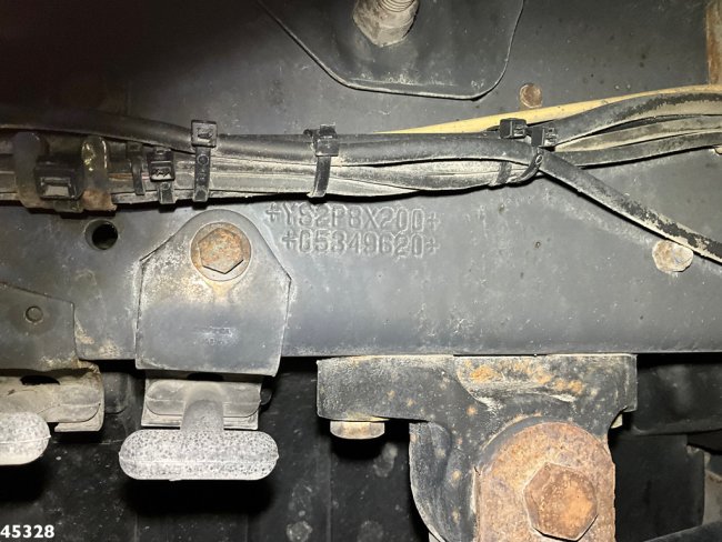 Scania  P 410 8x2 Euro 6 Retarder Autotransporter met hydraulische oprijrampen (27)