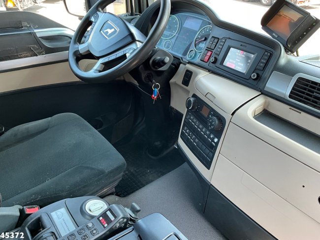 MAN  TGS 36.460 8x4 Euro 6 Hiab 30 Ton haakarmsysteem (8)