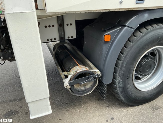 MAN  TGA 33.440 6x4 MTS Dino 8m³ Saugbagger Just 173.476 km! (11)