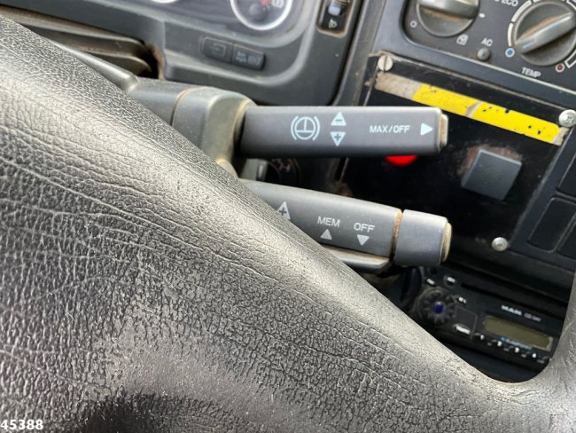 MAN  TGA 33.440 6x4 MTS Dino 8m³ Saugbagger Just 173.476 km! (14)