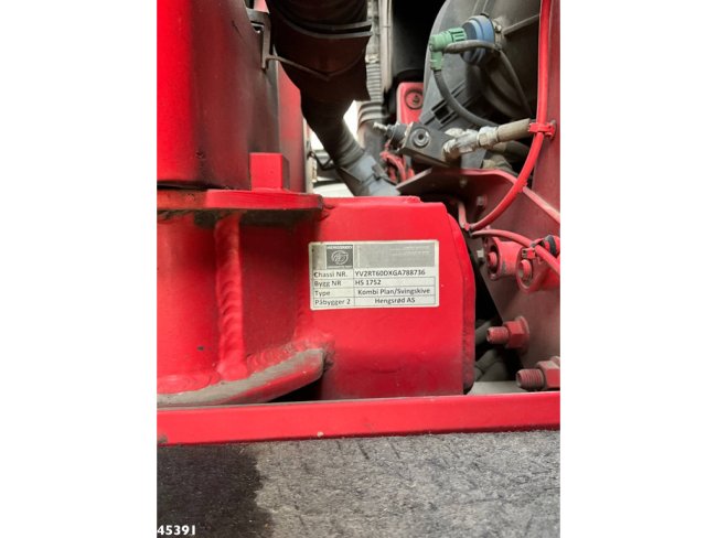 Volvo  FH 540 8x4 HMF 85 Tonmeter laadkraan + Fly-Jib Just 222.786 km! (15)