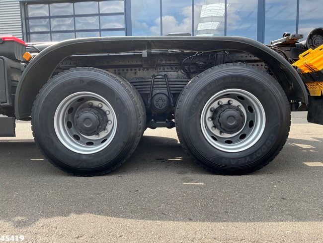 MAN  TGS 26.400 6x4 Manual Full Steel Just 327.817 km! (7)