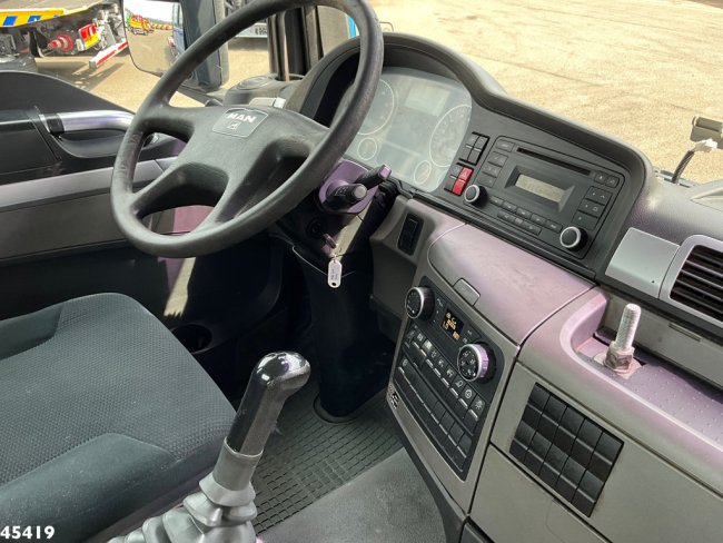 MAN  TGS 26.400 6x4 Manual Full Steel Just 327.817 km! (9)