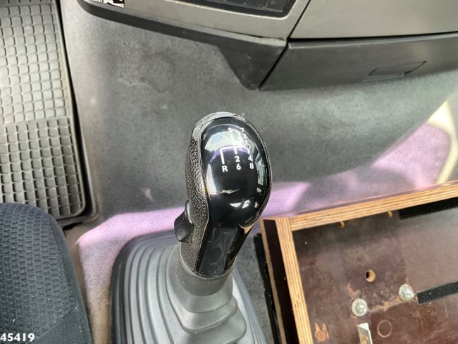 MAN  TGS 26.400 6x4 Manual Full Steel Just 327.817 km! (15)