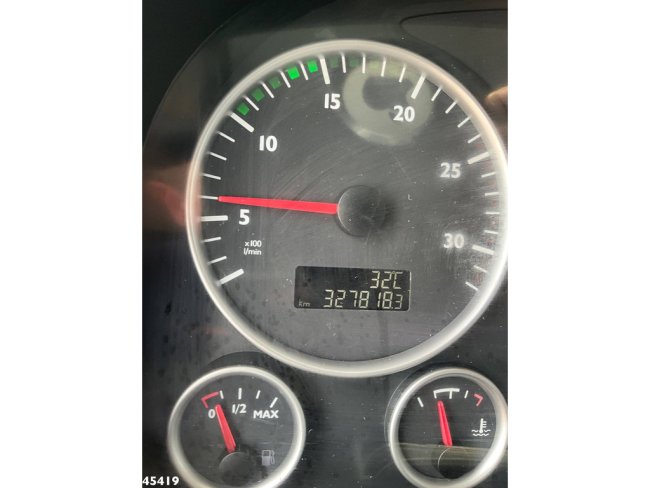 MAN  TGS 26.400 6x4 Manual Full Steel Just 327.817 km! (16)