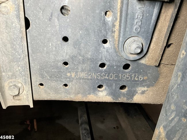 Iveco  Trakker 260T41 Euro 5 6x4 Full Steel Palfinger 36 Tm laadkraan Just 133.291 km! (23)