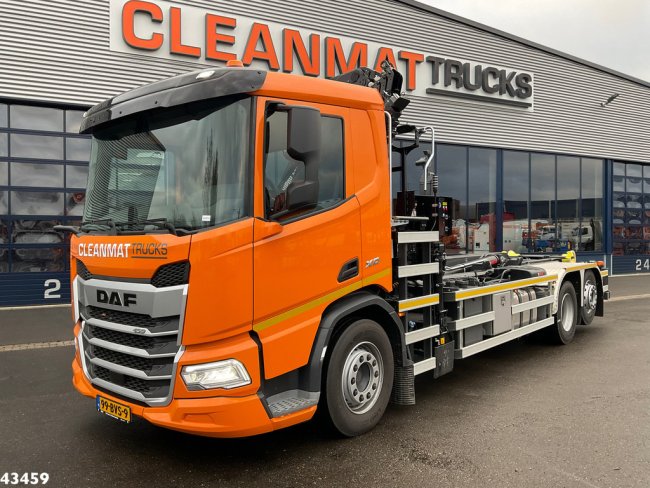 DAF  FAN XD 450 Hiab 23 Tonmeter laadkraan (5)