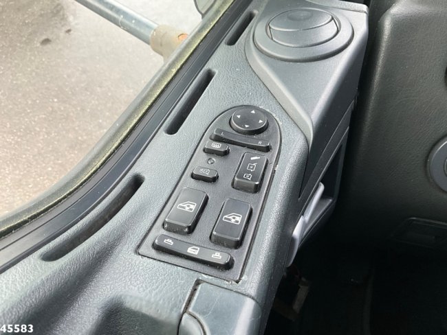 MAN  TGA 26.360 Hiab 16 Tonmeter laadkraan (14)