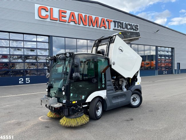 Mathieu  MC 210 Azura Flex Euro 6 (1)