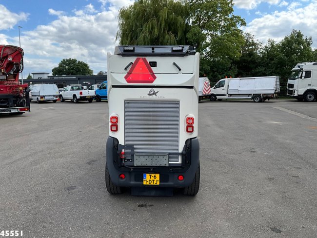 Mathieu  MC 210 Azura Flex Euro 6 (5)