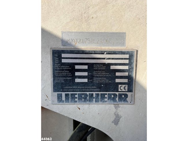 Liebherr  L566 Wheel loader (21)