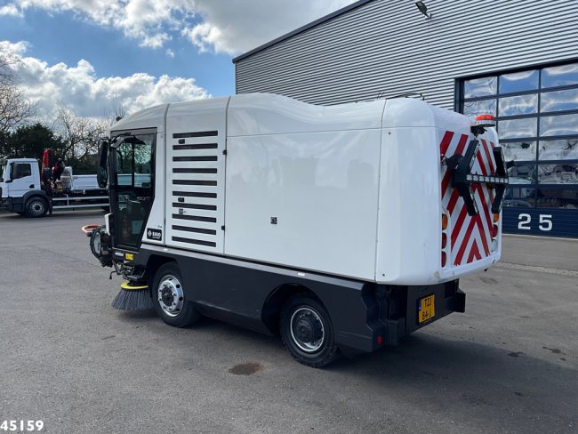 Ravo  540 CD Euro 6 with 3-rd brush (4)