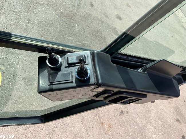 Ravo  540 CD Euro 6 with 3-rd brush (12)