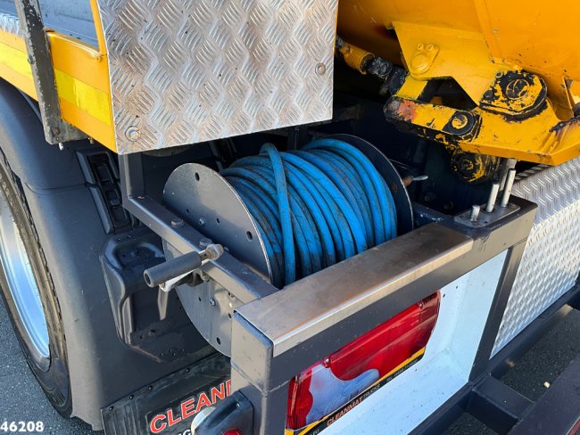 Scania  P 360 Euro 6 Bekker LaGram 9m³ kolkenzuiger (12)