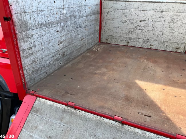 Mercedes-Benz  Arocs 3263 8x4 Euro 6 Hiab 37 Tonmeter laadkraan + Fly-Jib (12)