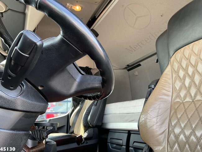 Mercedes-Benz  Arocs 3263 8x4 Euro 6 Hiab 37 Tonmeter laadkraan + Fly-Jib (16)