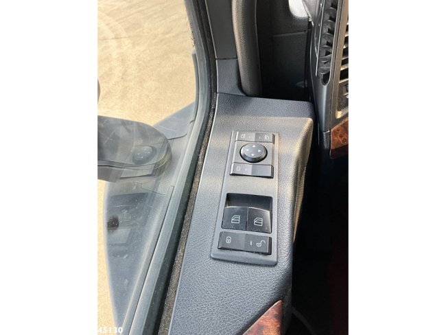 Mercedes-Benz  Arocs 3263 8x4 Euro 6 Hiab 37 Tonmeter laadkraan + Fly-Jib (21)