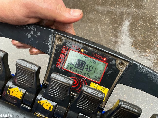 Volvo  FH 16.550 8x4 Euro 6 Fassi 42 Tonmeter laadkraan + Fly-Jib Just 236.666 km! (12)