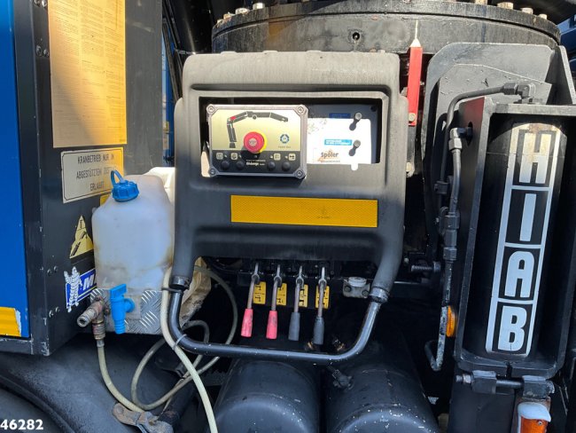 MAN  26.464 DFLC 8x4 Hiab 60 Tonmeter laadkraan + Fly-Jib! Just 336.074 km! (15)