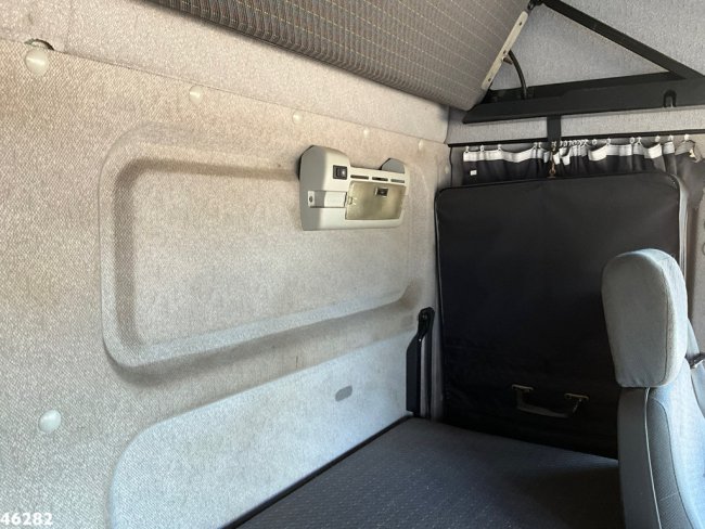 MAN  26.464 DFLC 8x4 Hiab 60 Tonmeter laadkraan + Fly-Jib! Just 336.074 km! (25)