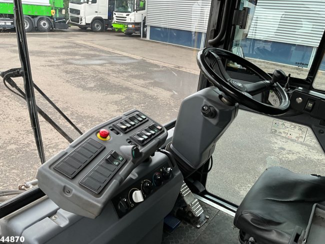 Ravo  540 with 3-rd brush (12)