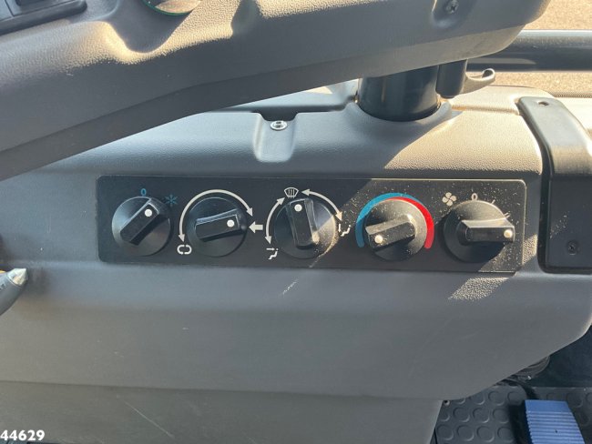 Ravo  540 CD Euro 6 with 3-rd brush (14)